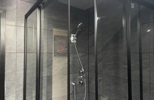 ResiLets - The Monopoly Apartment - Large 4 bedroom - Foto 20