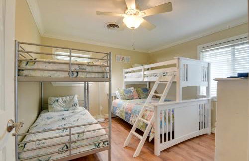 Colorful Beachside Oasis! Galveston Family Home - Foto 18