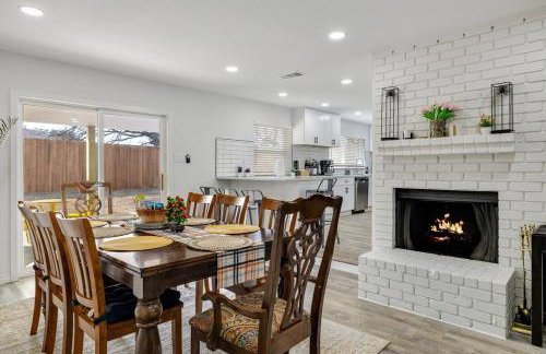 Frisco Getaway Hometel w the Spa and Outdoor Kitchen - Foto 47