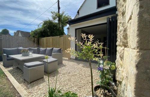 Large Stylish Luxury Cotswold Cottage - ideal for families, w/ EV charging - Foto 31