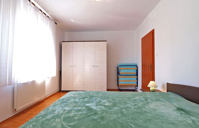 Apartment 1077 - Photo 13