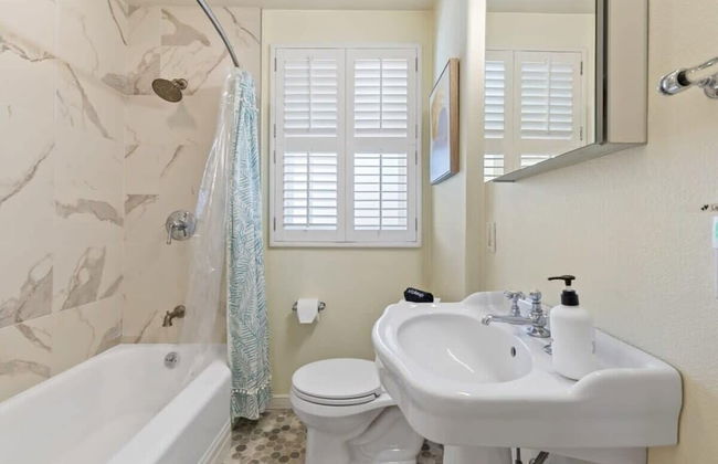 @ Marbella Lane - Modern and Sleek Home in Redwood - Foto 26