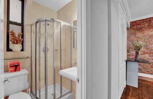 Stylish 3BR-2BA in Gramercy -Modern & Central - Foto 25