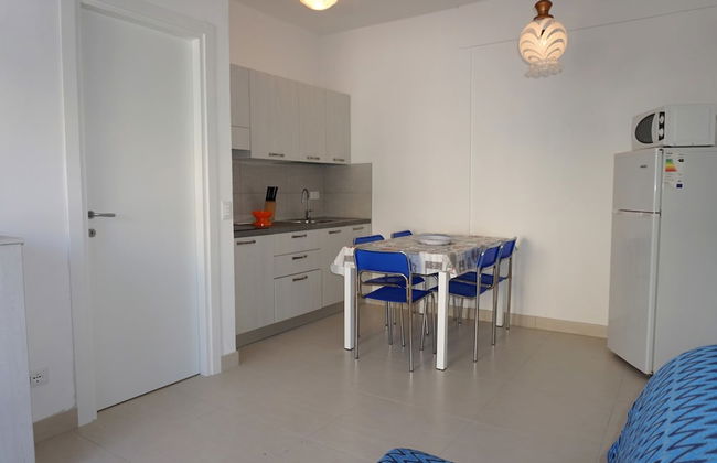 Apartment With Private Garden - Foto 9