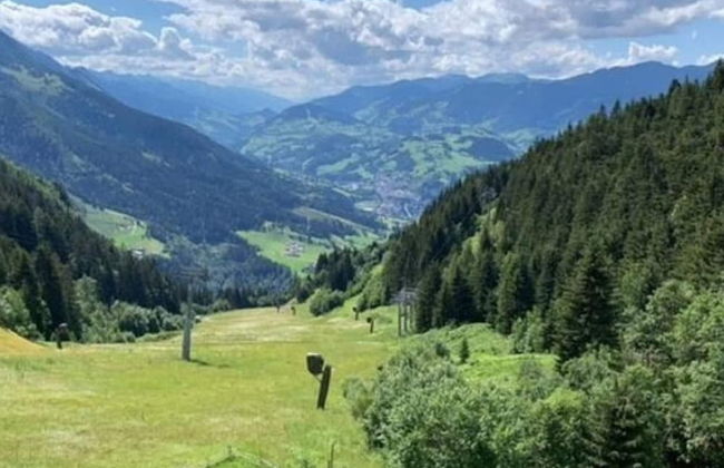 Spacious Villa near Lake in Goldegg - Photo 31