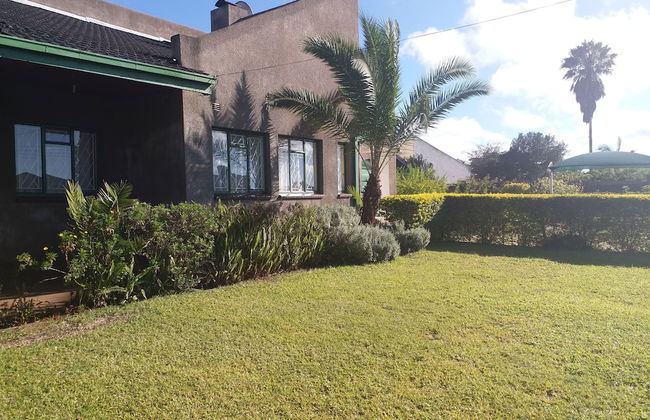 The Best Green Garden Guest House in Harare - Foto 1