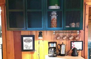 BunkHouse 1960's Camp Vibe with Timeless Wet Bar - Foto 44