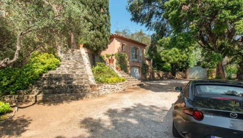 Villa la Malpagne, 400m2 les pieds dans l'eau - Foto 4, Garden