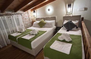 Green Olive Studios - Photo 19