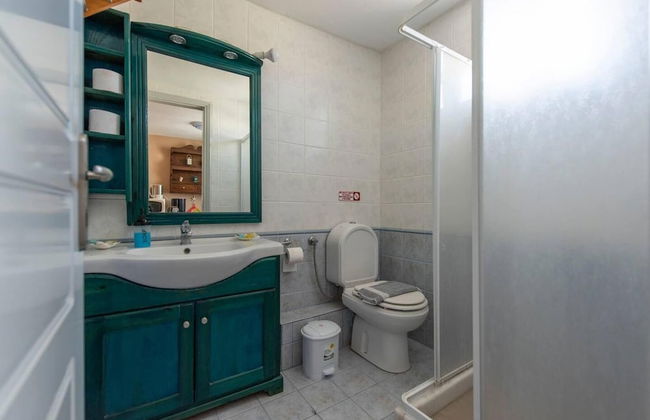 Santorious Nice View Apartment - Photo 12