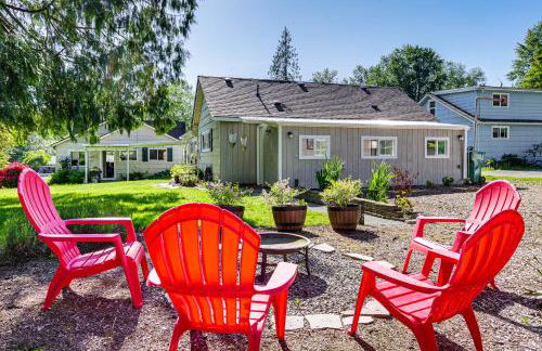 Charming Updated Retreat Walk to Lake Stevens! - Foto 21