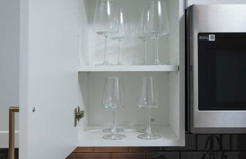 Central 1-BR Condo Assembly Row Gym & Pool Sleep 5 - Photo 28