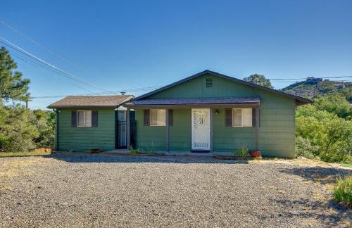 1 Mi to Whiskey Row Home with Fire Pit and Deck - Foto 2