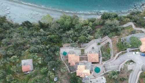 Villa by Kissakas Beach with Stunning Sea Views - Foto 5