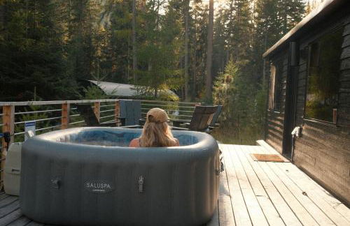 The TREE HAUS A Montana Tiny Cabin Forest Retreat - Foto 17