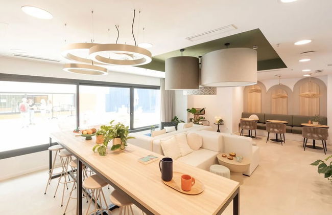 Yugo Sabadell LLac - Photo 3