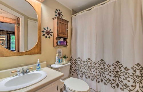 Smoky Mtn Cottage on Creek with Lanai and Forest Views - Foto 17