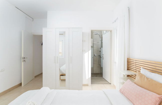 Bright and Fresh Family Home near Beach - Foto 3