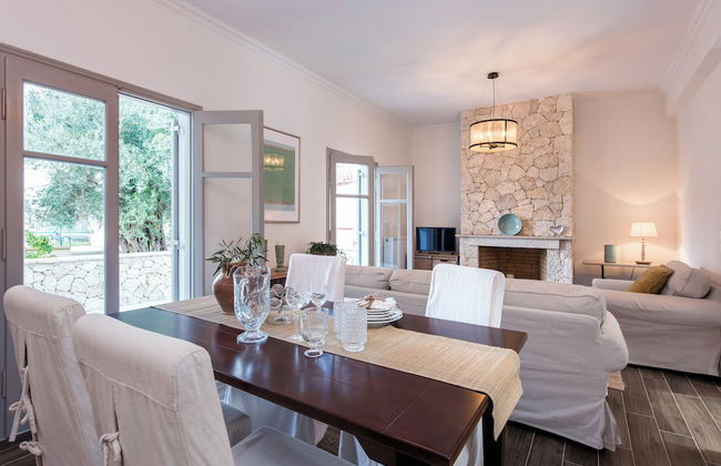 Verde Olive Three-Bedroom Holiday Home by Konnect - Foto 7