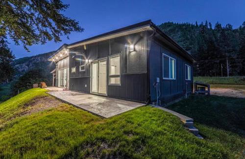 Luxury Riverfront Retreat on Montanas Iconic Blackfoot River with Hot Tub - Foto 9