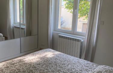 T3 rénové, jardin parking & garage privé, proche centre - Photo 6