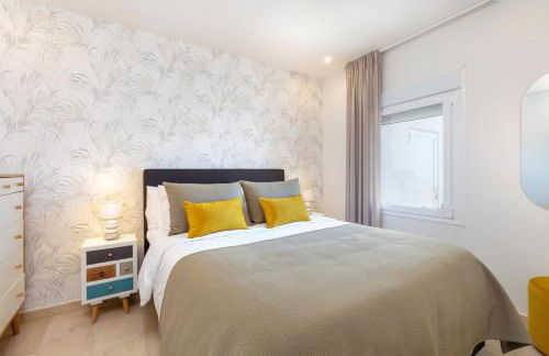 First Row Beach Villa - Photo 52