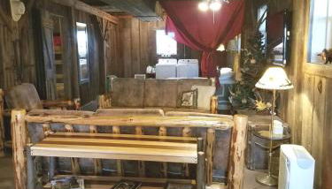 Comfortable Room Rental for a Vacation in Poweshiek County, Iowa - Photo 3