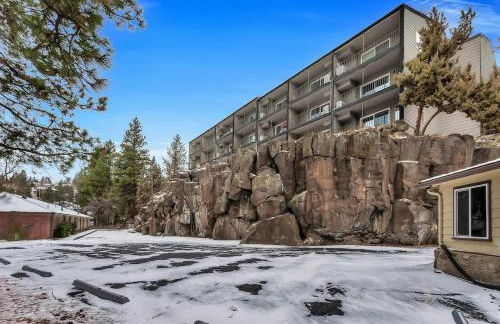 Riverfront Condo Next to Park and Downtown Bend - Foto 31