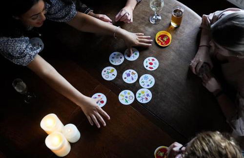 Beautiful farmhouse near Abergavenny - Sleeps 6-26 - Foto 34