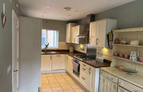 Spacious & Modern Retreat Garden Free Parking! - Foto 8