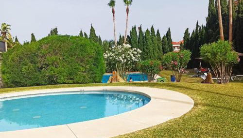 Apartamento Manilva con terraza y piscina - Foto 3