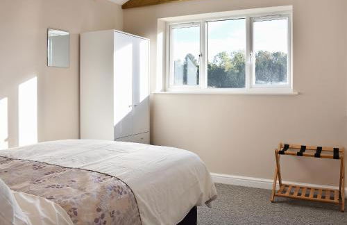 Blacksmith's Cottage - Photo 9