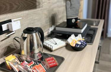 Airport Air Terminal 21 - Photo 11