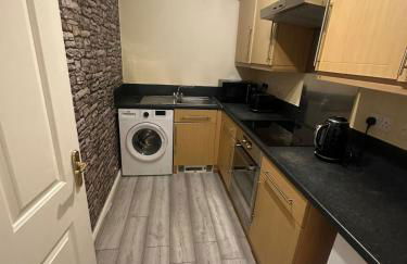 2 bed flat near Livingston North Station - Foto 29