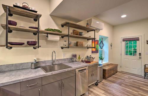 7 Mi to Dtwn Asheville Apartment with Patio - Foto 15