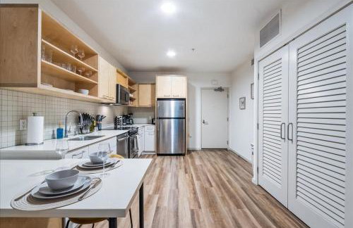 Cozy 1BR apt in Hollywood w Pool, Gym and Parking - Foto 12