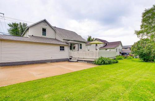 Lavish House with Patio - 2 Blocks to Green Lake! - Foto 28