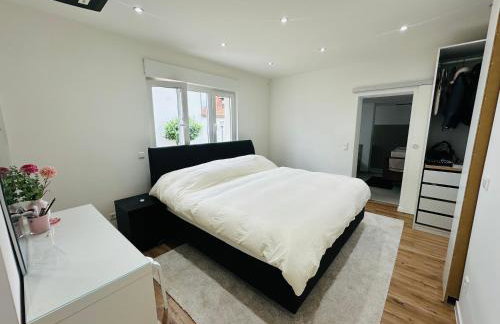 Luxuriöse & stilvolle Wohnung mit Spa-Bad, Home-Office & Fitnessbereich - Foto 15