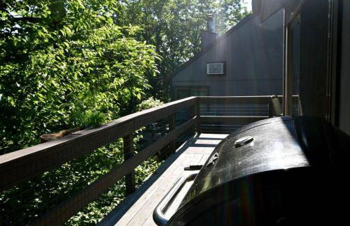 Ski-In Ski-Out Camelback Village Townhouse - 100 YDS From The Mountain - Foto 26