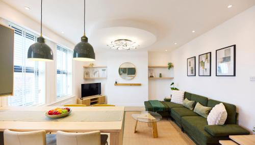 Aura - Elegant Retreat in Prime Leeds Location! - Foto 5