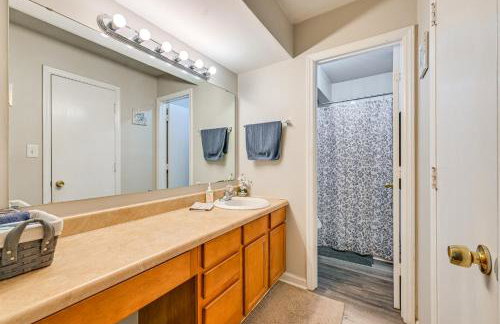 Cozy Family Retreat! Home in Charlotte Suburbs - Foto 21