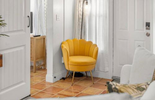 Bright and Airy Apartment on Flamingo Dr - Foto 5