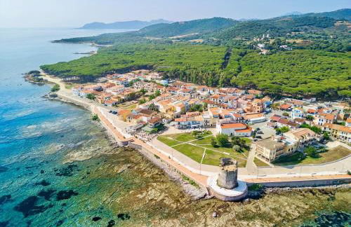 House 8 beds overlooking a pine forest at just 600 mt from the sea - Foto 1