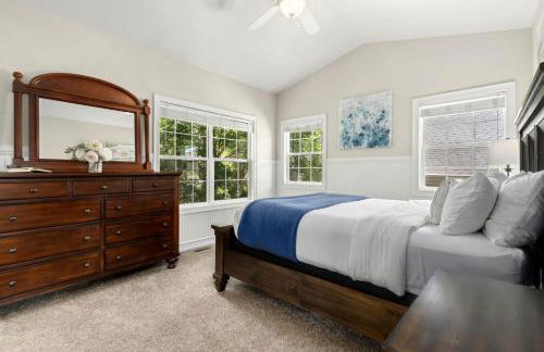 Fabulous Family-friendly Retreat by Windsor Lake! - Foto 75