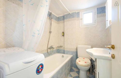 Sun Sea & Views 100m from beach! - Foto 10