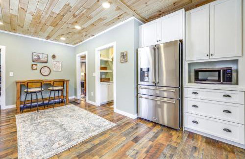 15 Mi to Canadian Border Home with Yard! - Foto 9