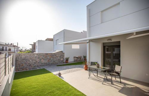 Amarynthos Maisonettes - Photo 1