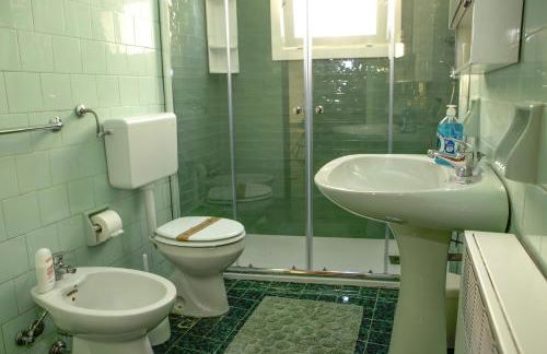 OLTREMARE casa per vacanze con terrazzo e 3 camere con 6 PL - Foto 18