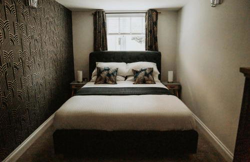 Retreat on the Green - Photo 4