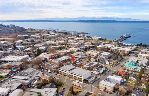 Downtown location Near the Beach Dog Friendly - Photo 67